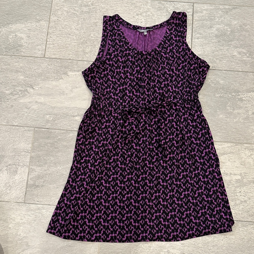 Daisy Fuentes Dress in Purple and Black pattern. Size XL